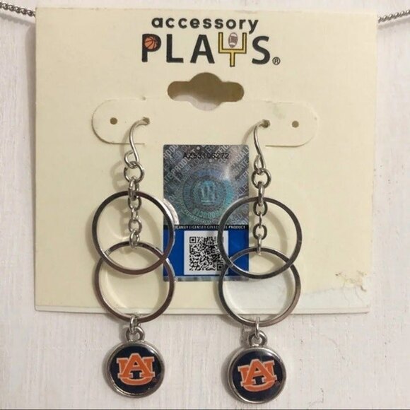 Accessory Plays Auburn Tigers Pierced Dangle Earrings NOC - Picture 1 of 5